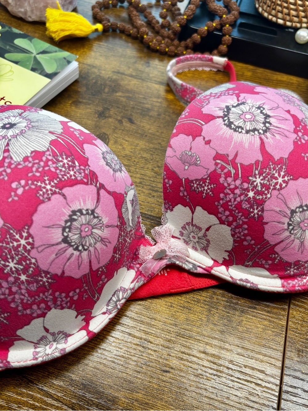 Victorias Secret Floral Pink Underwire Push-Up Bra Unworn - Picture 2 of 6